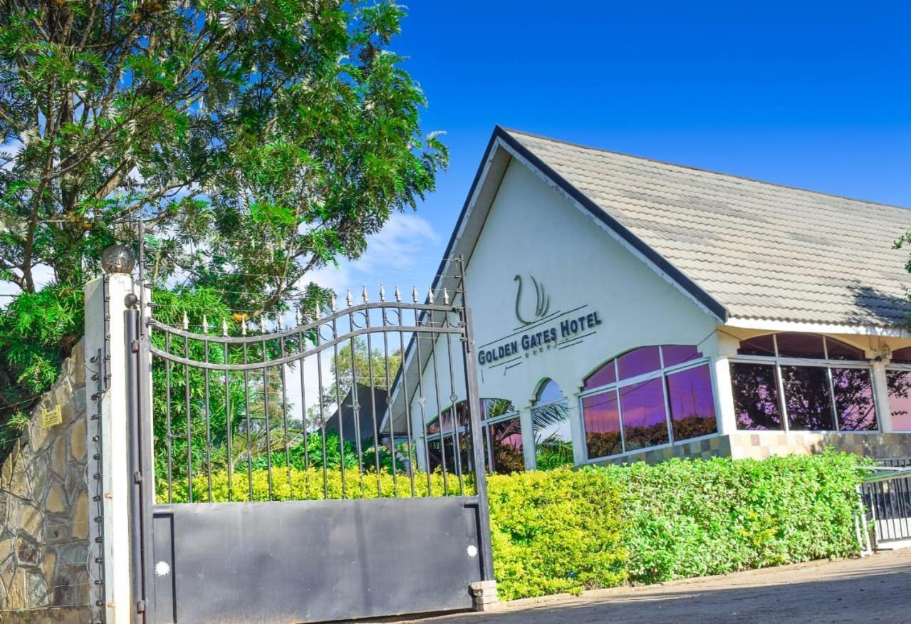 Golden Gates Hotel Mweiga Exterior photo